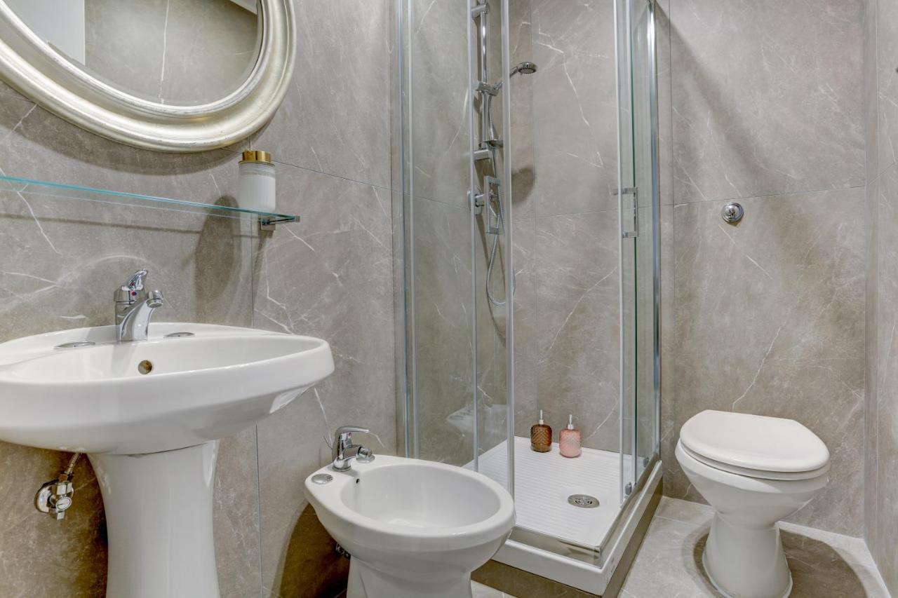 Holiday Sunny Roma B&B Εξωτερικό φωτογραφία