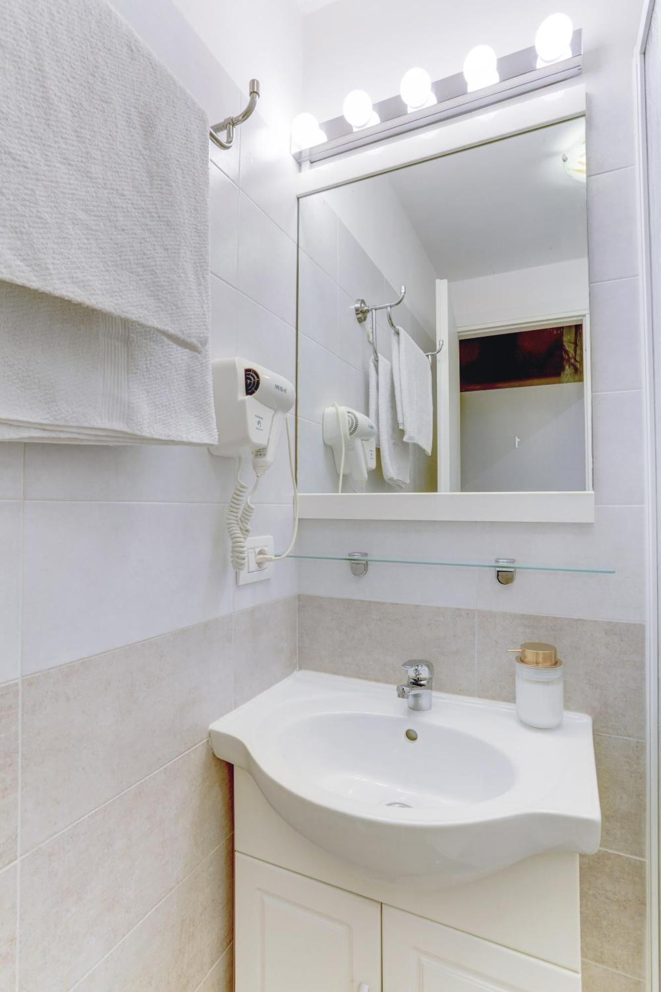 Holiday Sunny Roma B&B Εξωτερικό φωτογραφία